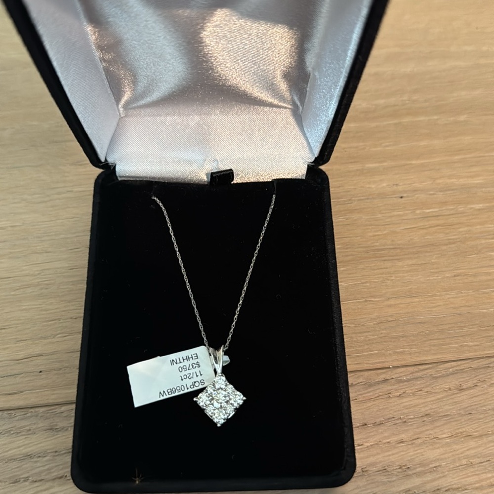 Diamond necklace, white gold. New. Price way below cost, amazing deal!!! - Picture 2 of 8